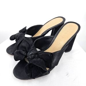 Gianni BiniKeily Suede Bow Block Heel Sandals‎ Size 6